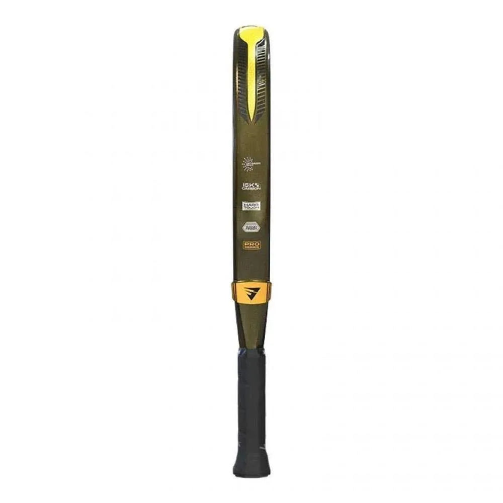 Siux Electra ST4 Pro Stupa 2025 padel racket for advanced players, featuring 15K carbon faces, EVA Hard core, hybrid shape, and a sandy finish for enhanced effects. Perfect for competitive play with a medium-hard touch.
