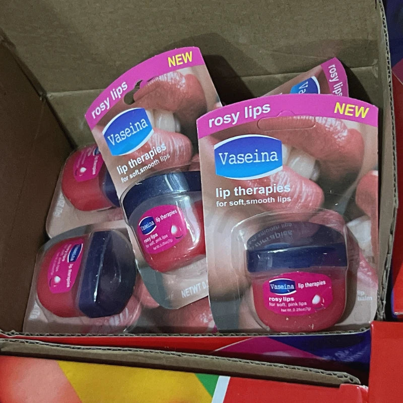 Vaseline Lip Balm Can Moisturize Lips Prevent Dryness, Fade Lip Lines and Provide Long-lasting Moisture