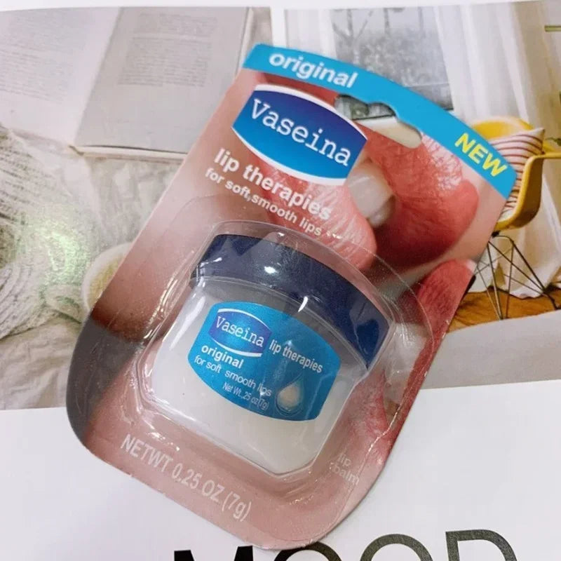 Vaseline Lip Balm Can Moisturize Lips Prevent Dryness, Fade Lip Lines and Provide Long-lasting Moisture